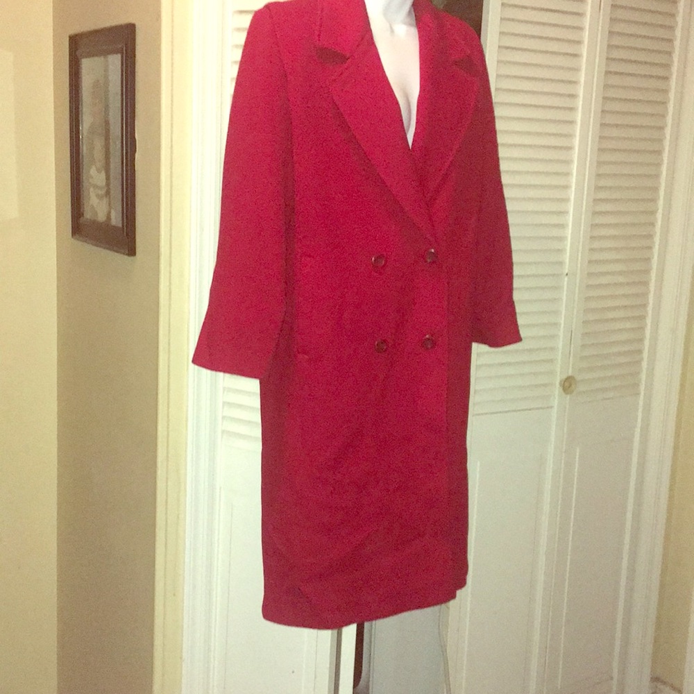 Wool coat red 100 percent wool like new.size 8